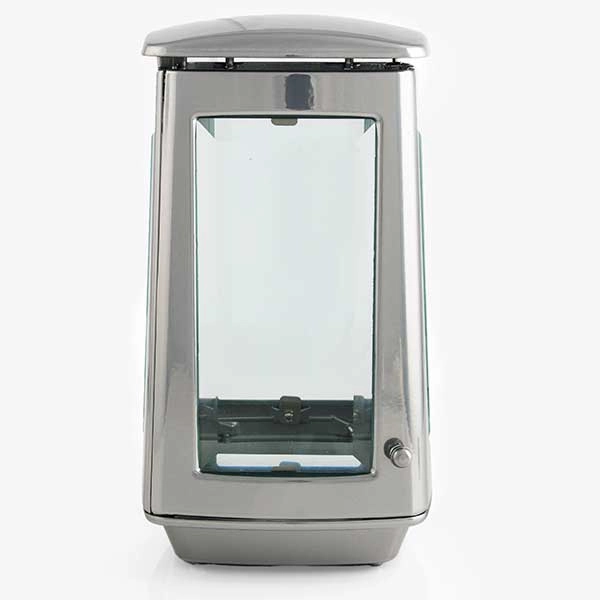 Καντήλι μνημείου από αλουμίνιο σε απόχρωση χρωμίου 1