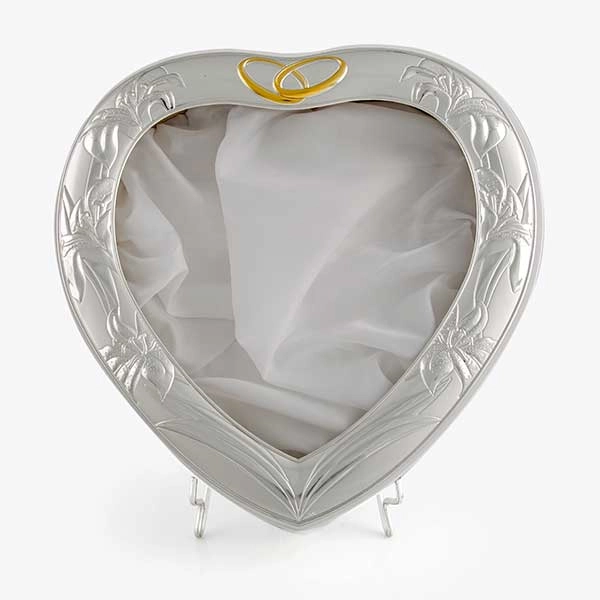 Silver wedding crown case with white frame, heart 1